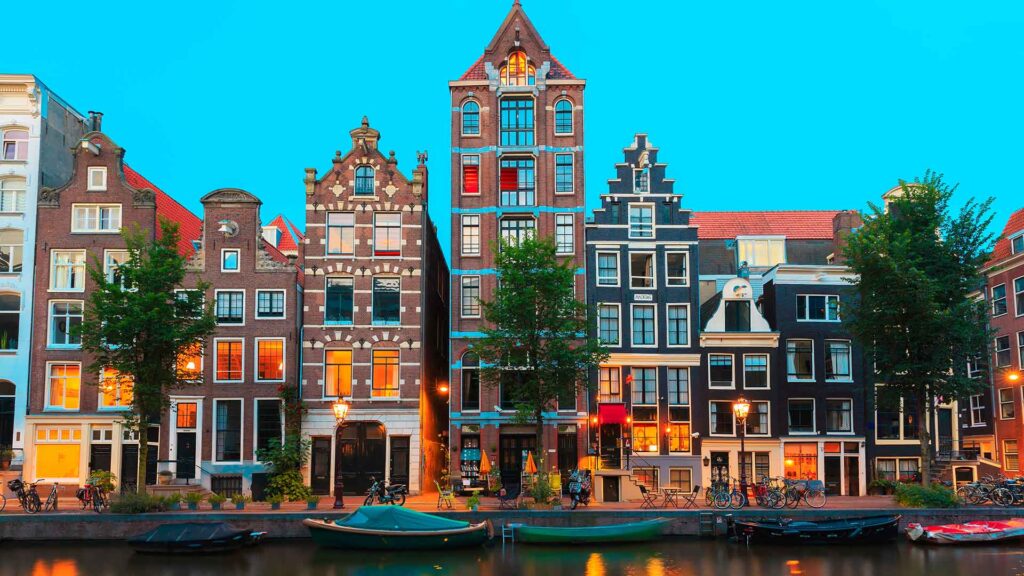 travelidea-amsterdam-holland-2-min